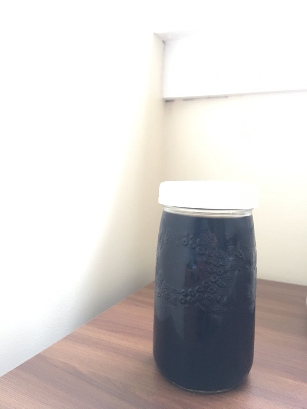 Final product: a big ol' jar of coffee concentrate, ready to caffeinate you as soon as your kettle is done.